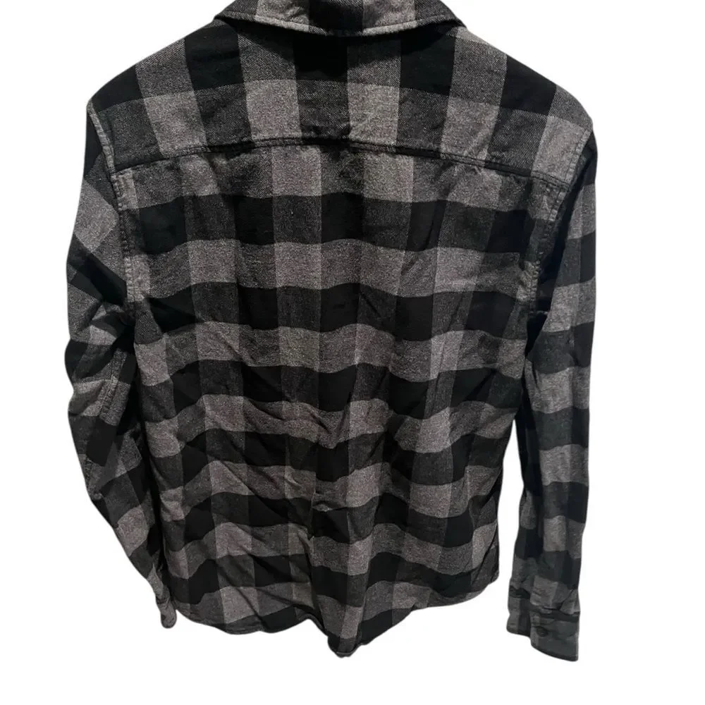 American Eagle Charcoal grey and Black plaid‎ flannel men’s medium Shirt